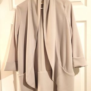 Like new Wilfred size 6 light gray